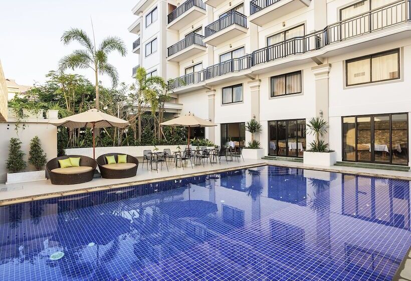 ホテル Ratana Angkor