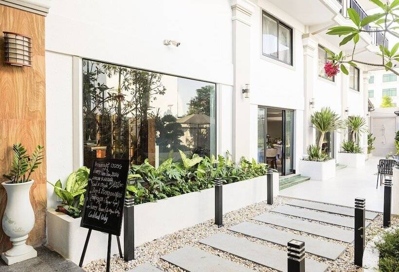 ホテル Ratana Angkor