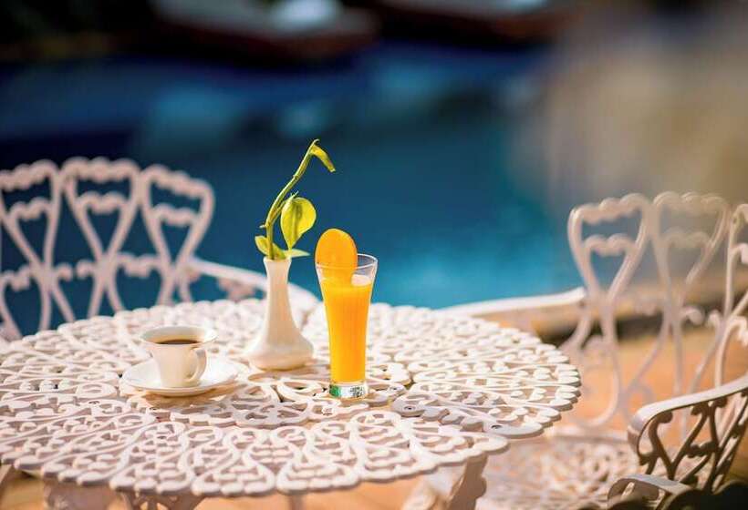 ホテル Ratana Angkor