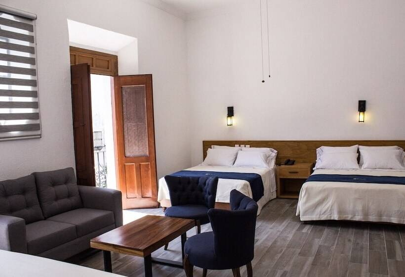 هتل Real De Castilla Colonial