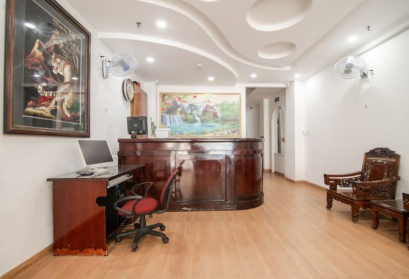 هتل Reddoorz @ Saigon Train Station