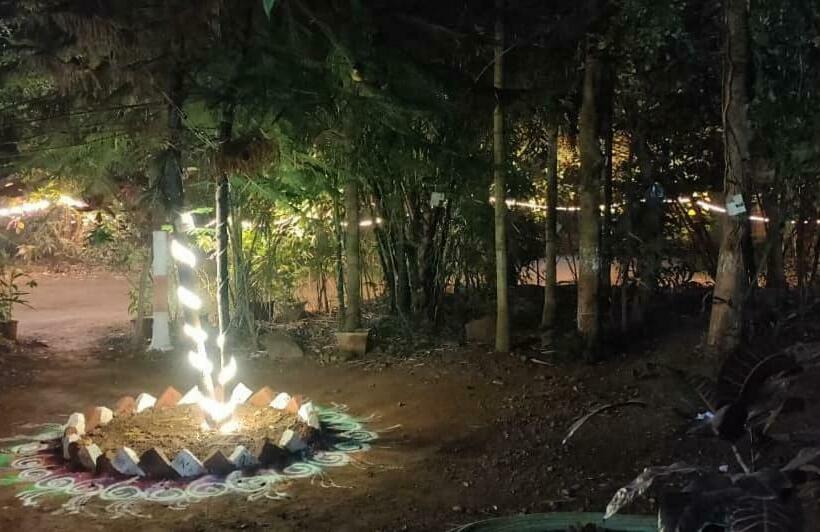 בית מלון כפרי Samartha Cottage