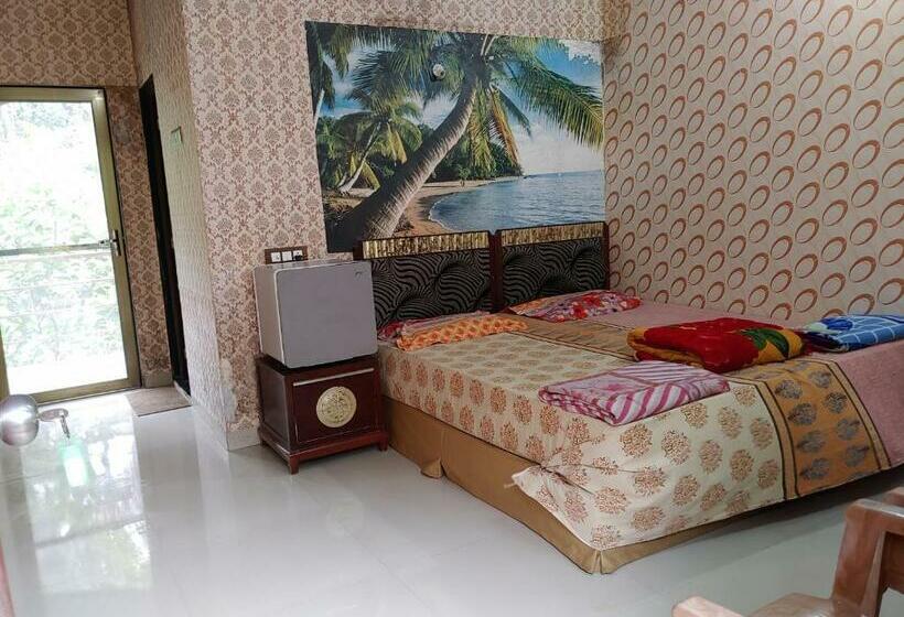 בית מלון כפרי Samartha Cottage