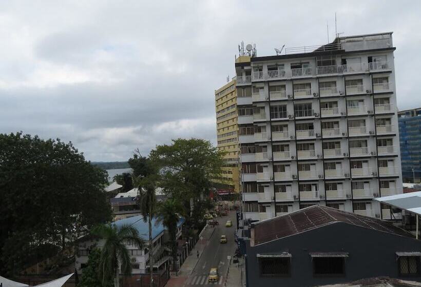 ホテル Titanic Pacífico