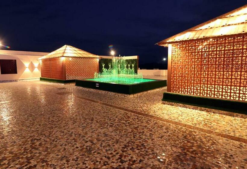 בית מלון כפרי Topline Resort