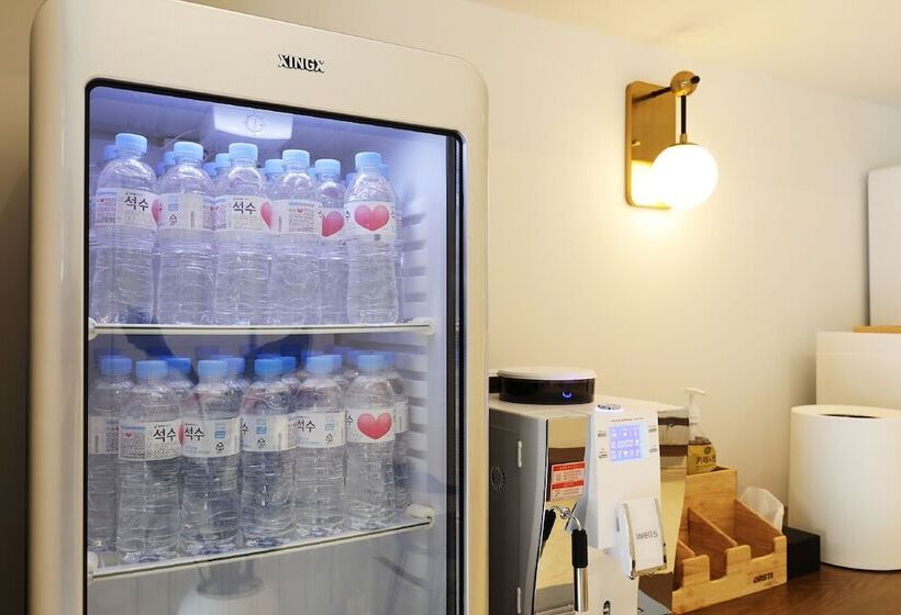 בית מלון כפרי Urban Brown