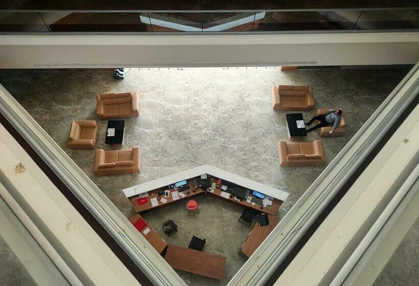 Hotel Vits The Somnath Gateway