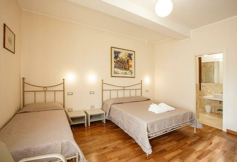 پانسیون A Casa Di Leo