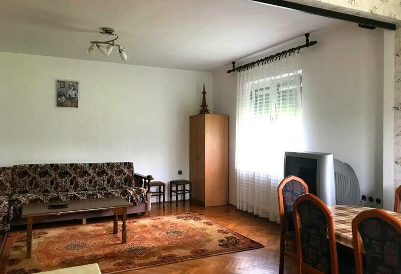 پانسیون Apartments Kraja