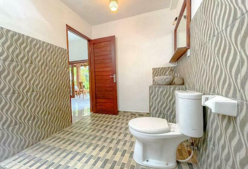 Pensione Enak Bungalow