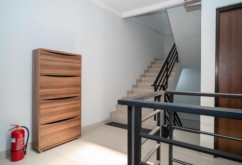 펜션 Koolkost Near Pasar Baru