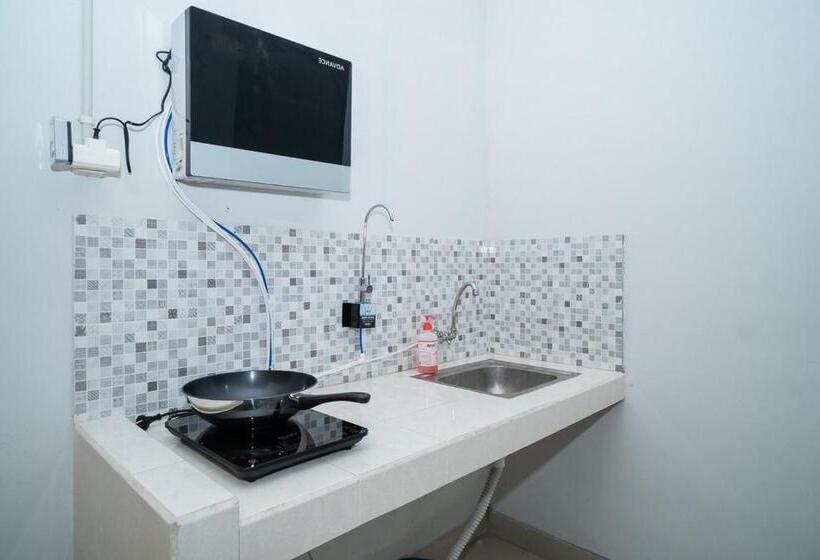 Пансион Koolkost Near Pasar Baru