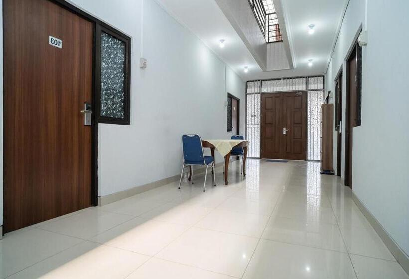 펜션 Koolkost Near Pasar Baru