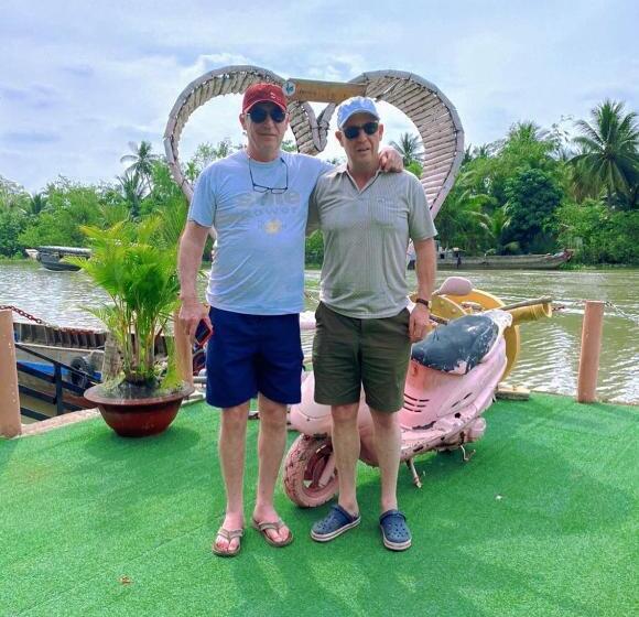 استراحتگاه Rooster Mekong Garden & Villas