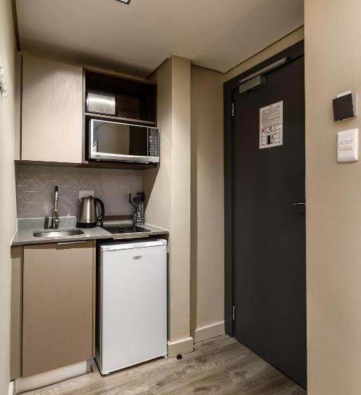 Wink Aparthotel Foreshore