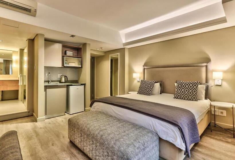 Wink Aparthotel Foreshore