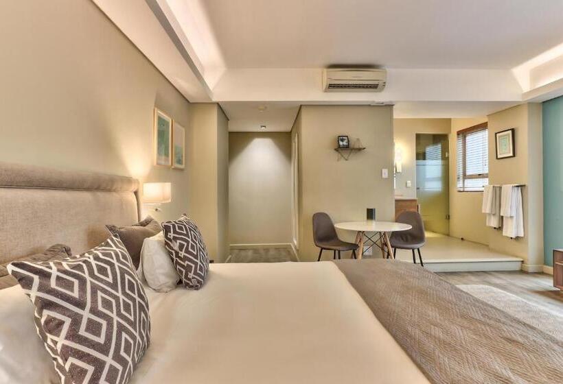 Wink Aparthotel Foreshore