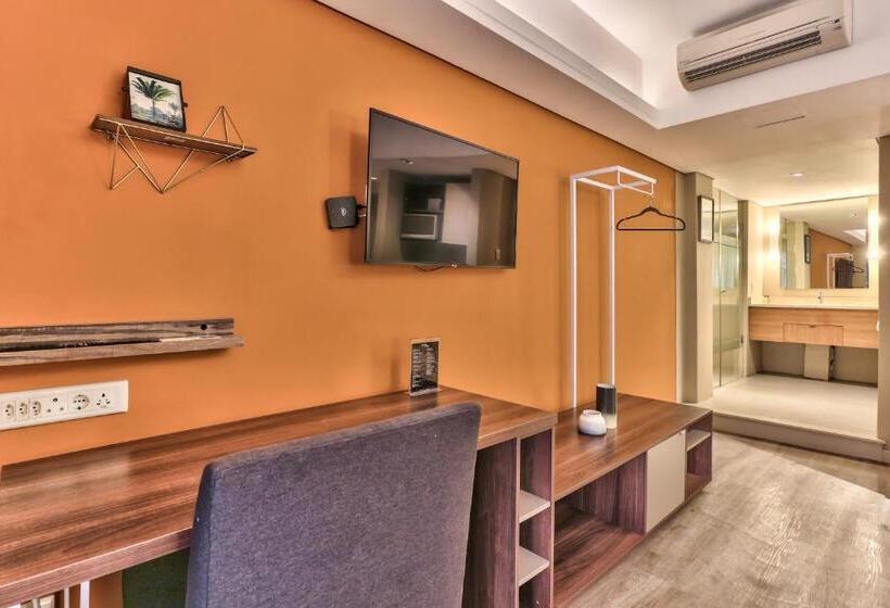 Wink Aparthotel Foreshore