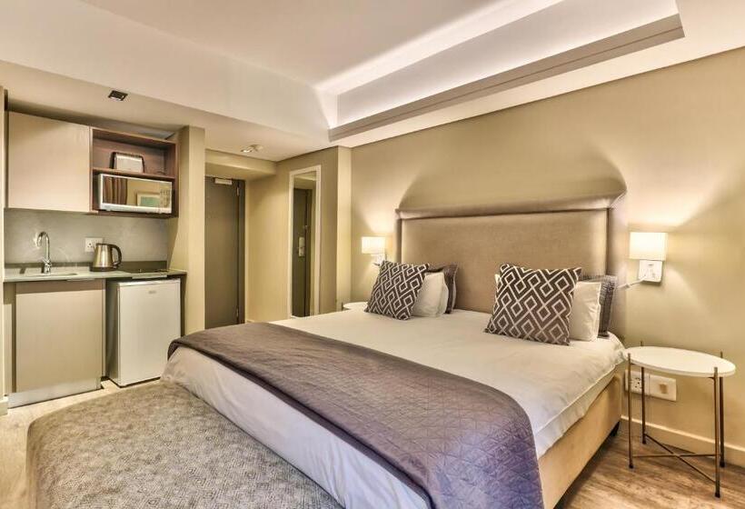 Wink Aparthotel Foreshore