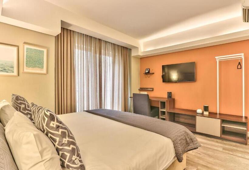 Wink Aparthotel Foreshore