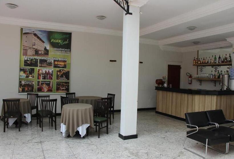 ホテル Alzira Park