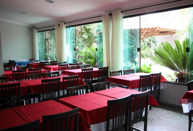 ホテル Alzira Park