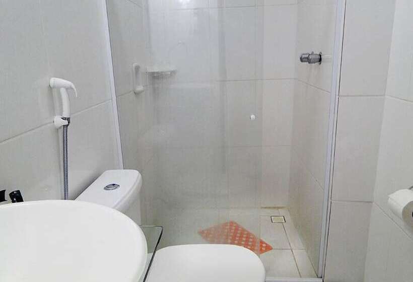 ホテル Alzira Park