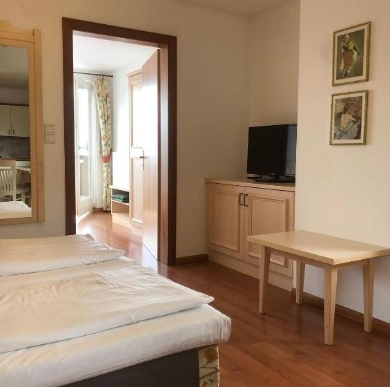 Appartement Tschivon