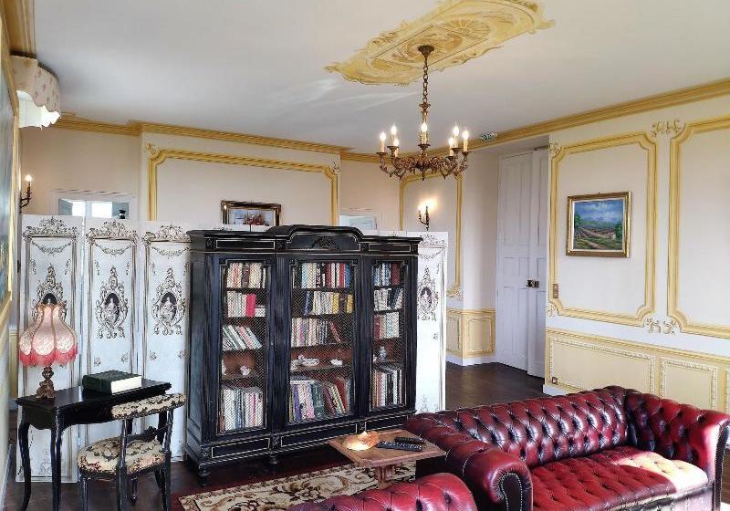 مبيت وإفطار Château De Saint Thomas