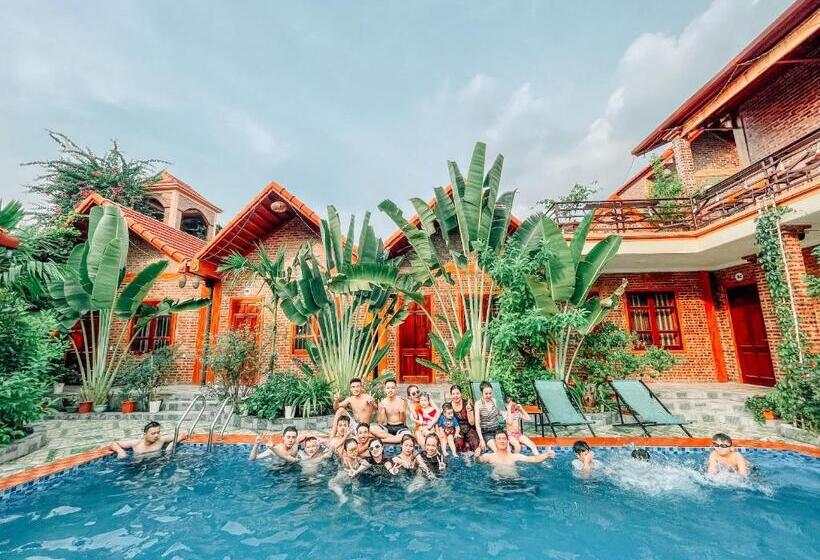 تختخواب و صبحانه Cosiana Homestay