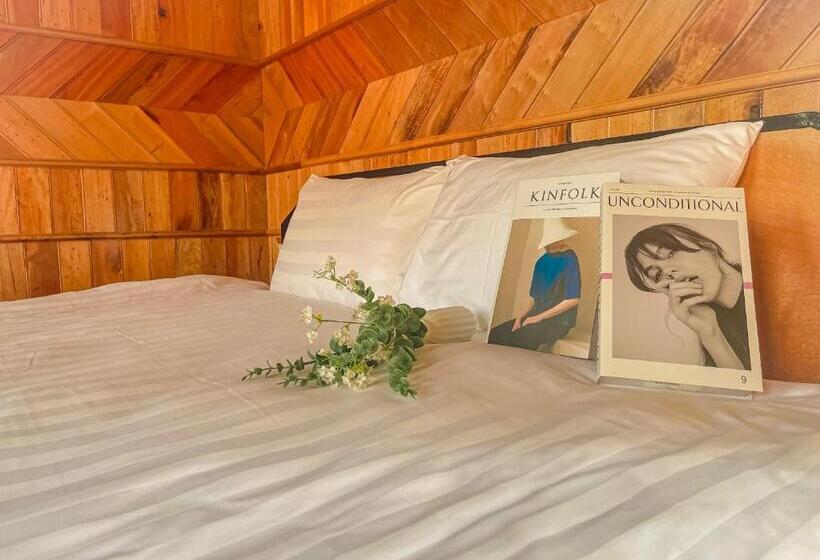 تختخواب و صبحانه Cosiana Homestay