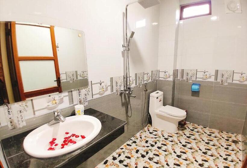 تختخواب و صبحانه Cosiana Homestay