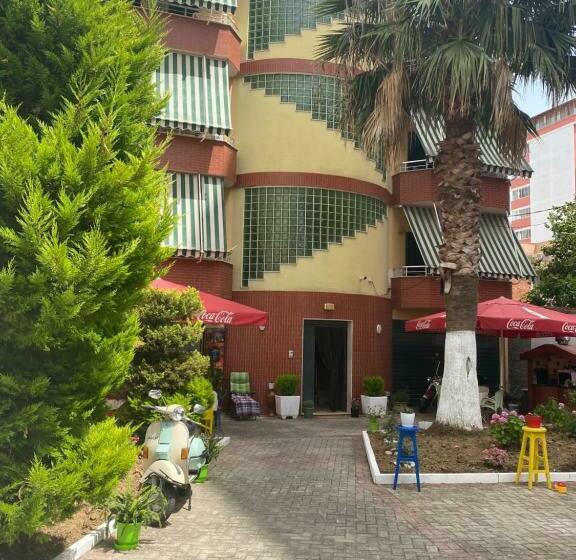 تختخواب و صبحانه Durres Vila 53