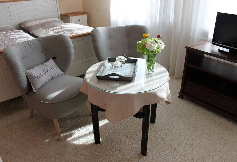 مبيت وإفطار Ferienzimmer Täubchen