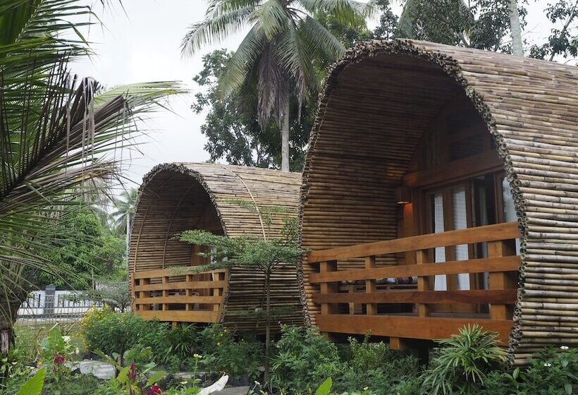 ベッドアンドブレックファースト Lagoona Beach Bungalows   Eco Bungalows Batukaras