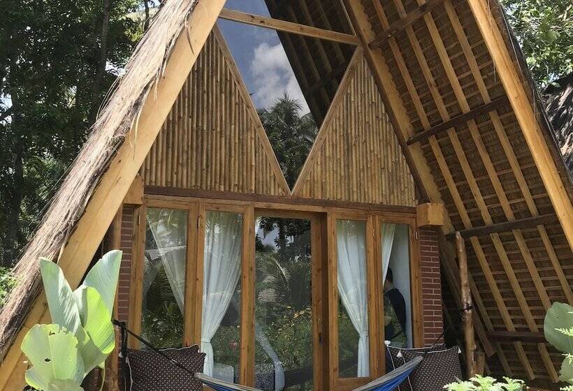 ベッドアンドブレックファースト Lagoona Beach Bungalows   Eco Bungalows Batukaras