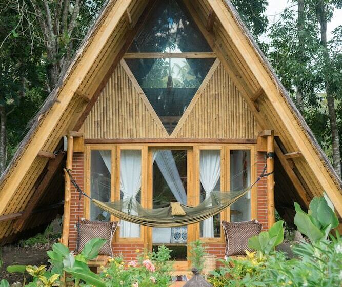 ベッドアンドブレックファースト Lagoona Beach Bungalows   Eco Bungalows Batukaras