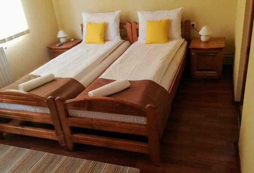 Bed and Breakfast Levi Panzio