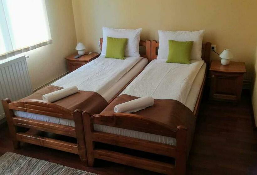 Bed and Breakfast Levi Panzio