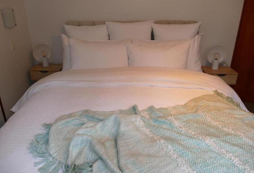 تختخواب و صبحانه Number41 Bed + Breakfast