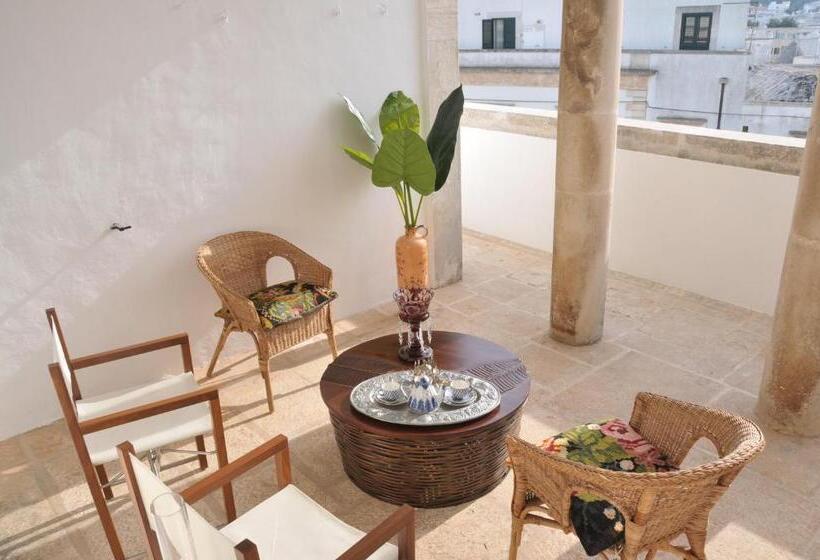 住宿加早餐  Palazzo Agrusti   Residenza D Epoca