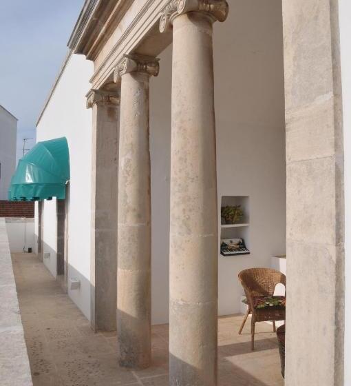 住宿加早餐  Palazzo Agrusti   Residenza D Epoca