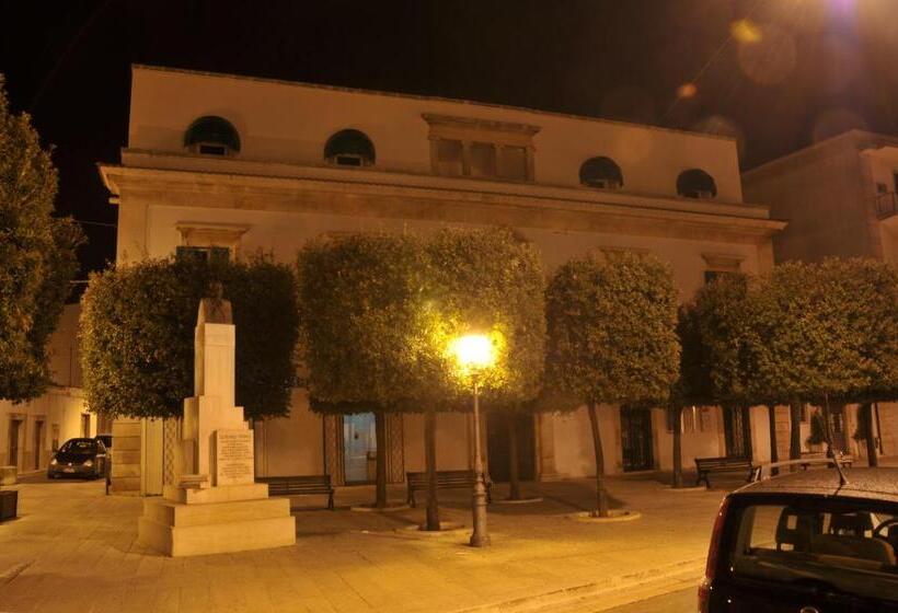 住宿加早餐  Palazzo Agrusti   Residenza D Epoca