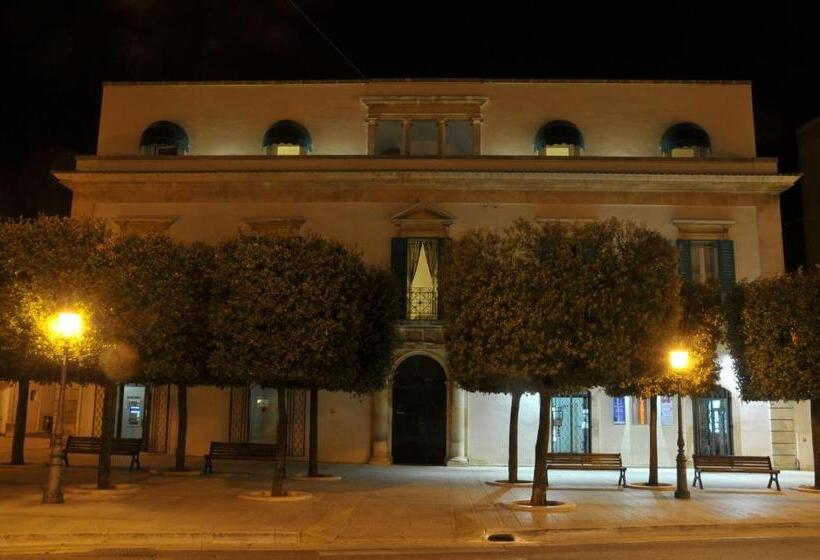 住宿加早餐  Palazzo Agrusti   Residenza D Epoca