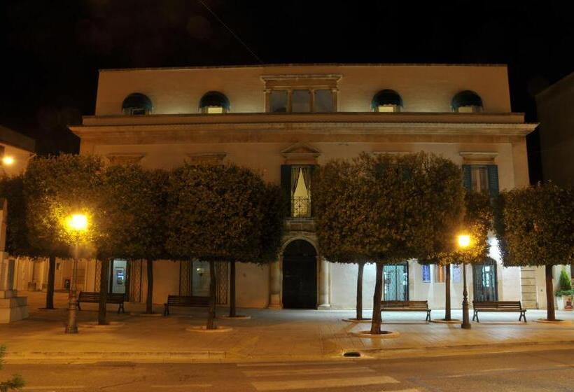 住宿加早餐  Palazzo Agrusti   Residenza D Epoca