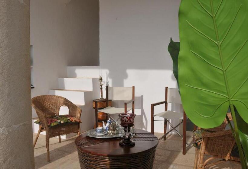 住宿加早餐  Palazzo Agrusti   Residenza D Epoca