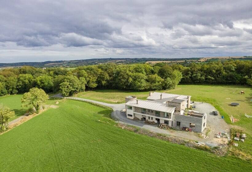 ベッドアンドブレックファースト Rathescar Grove