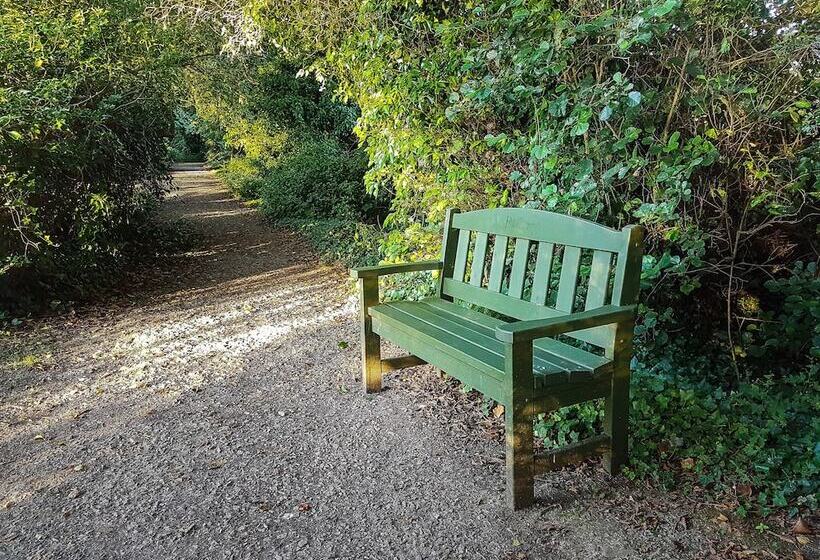 ベッドアンドブレックファースト Rathescar Grove