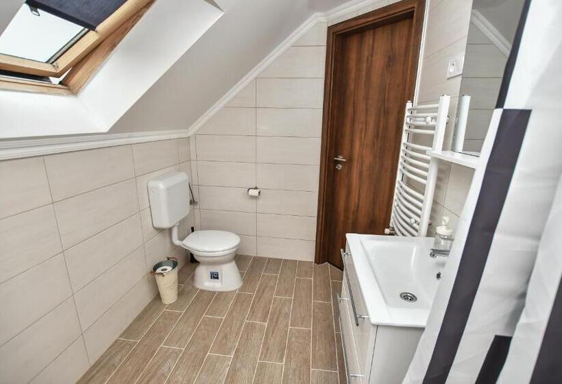 צימר é Vaskó Panzió Borpince