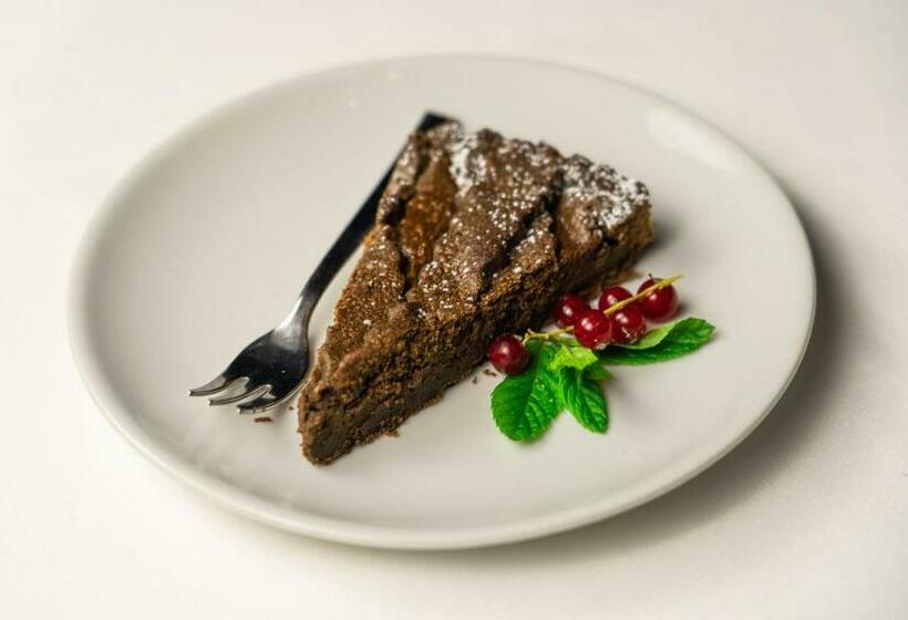 Emotional Grand Motel